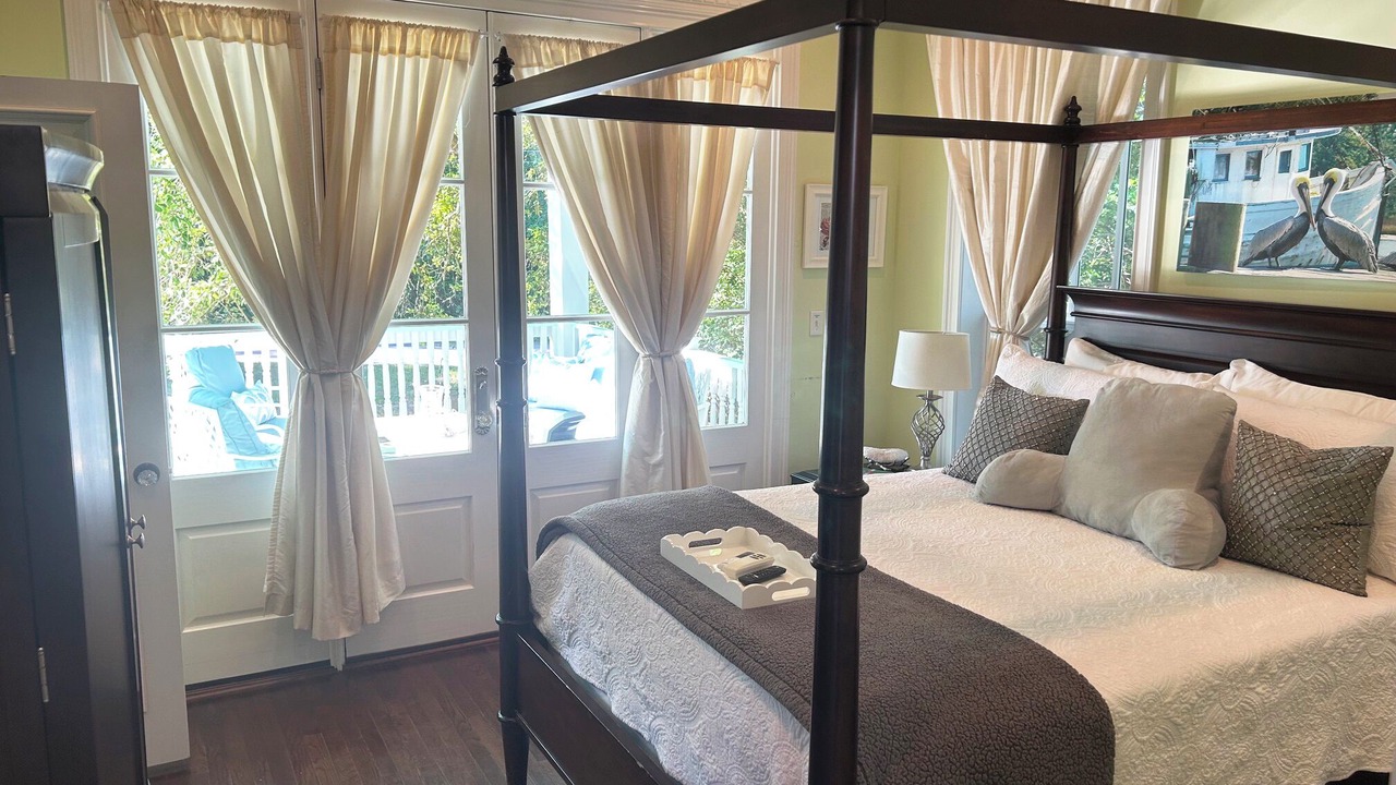 Photo of Bedroom in Waveland
