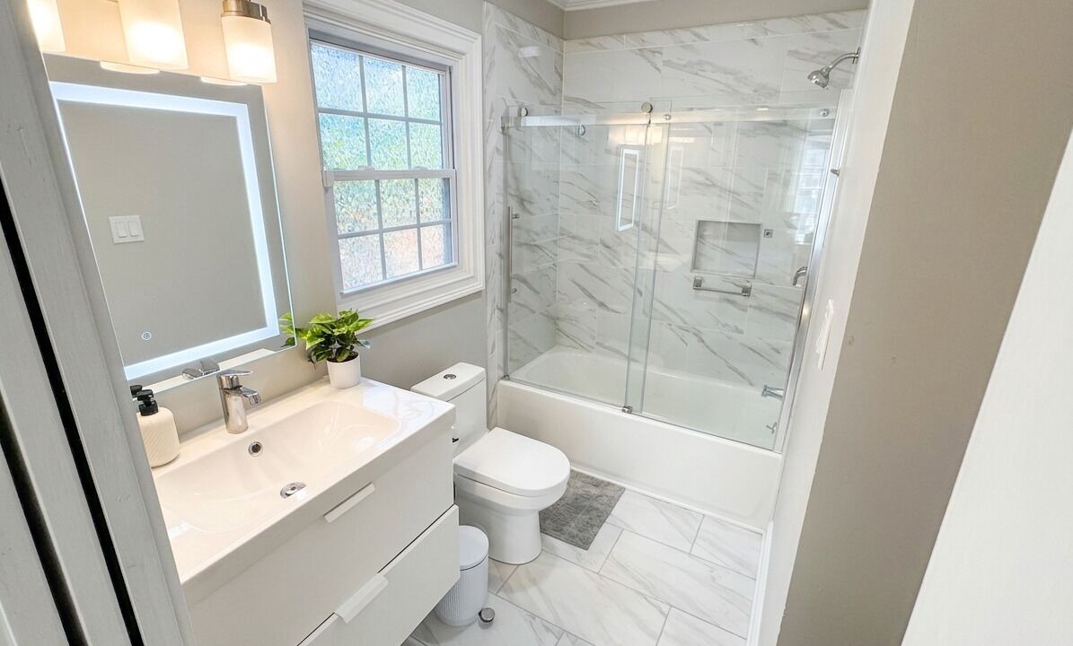 Photo of Bathroom in Lindridge-Martin Manor