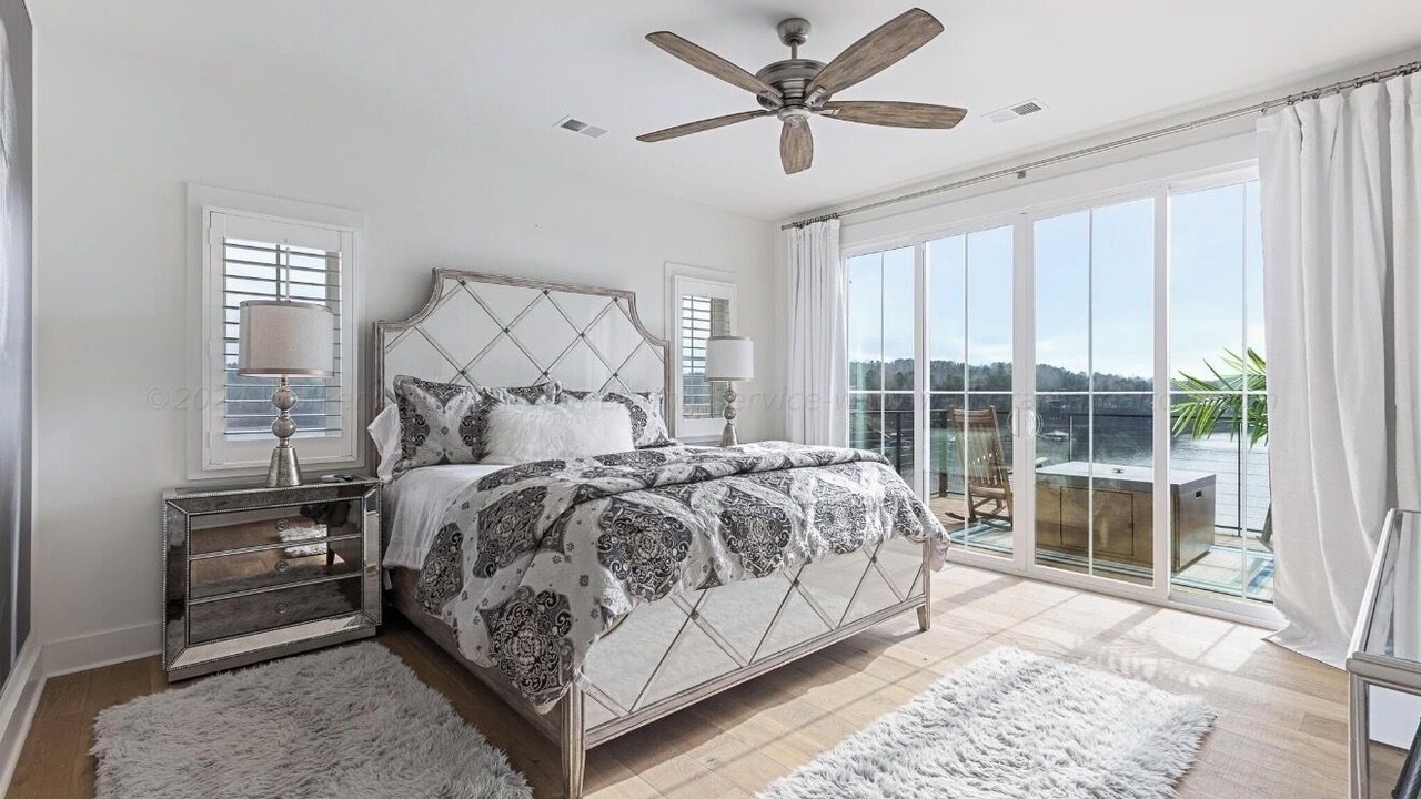 Photo of Bedroom in Crane Hill