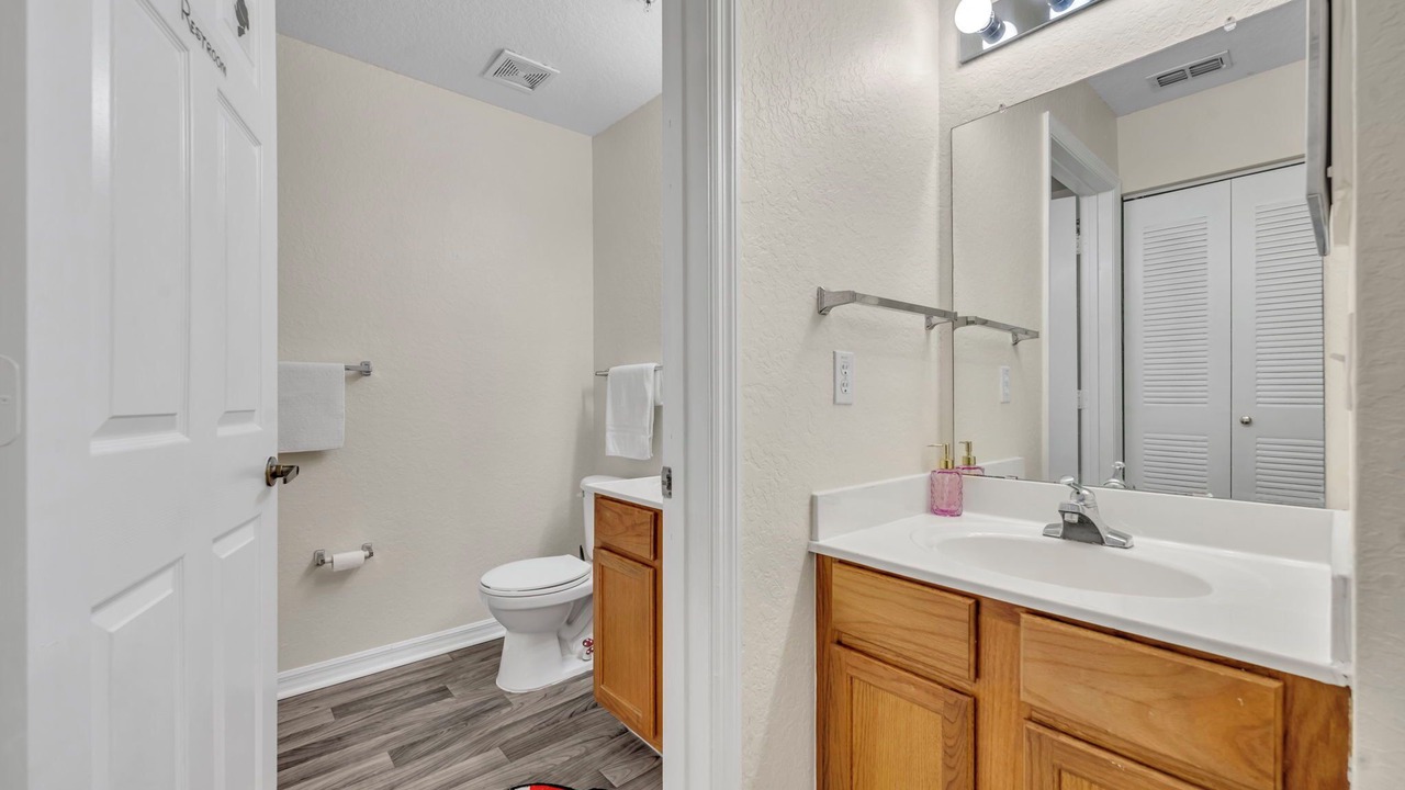 Photo of Bathroom in Venetian Bay Villages