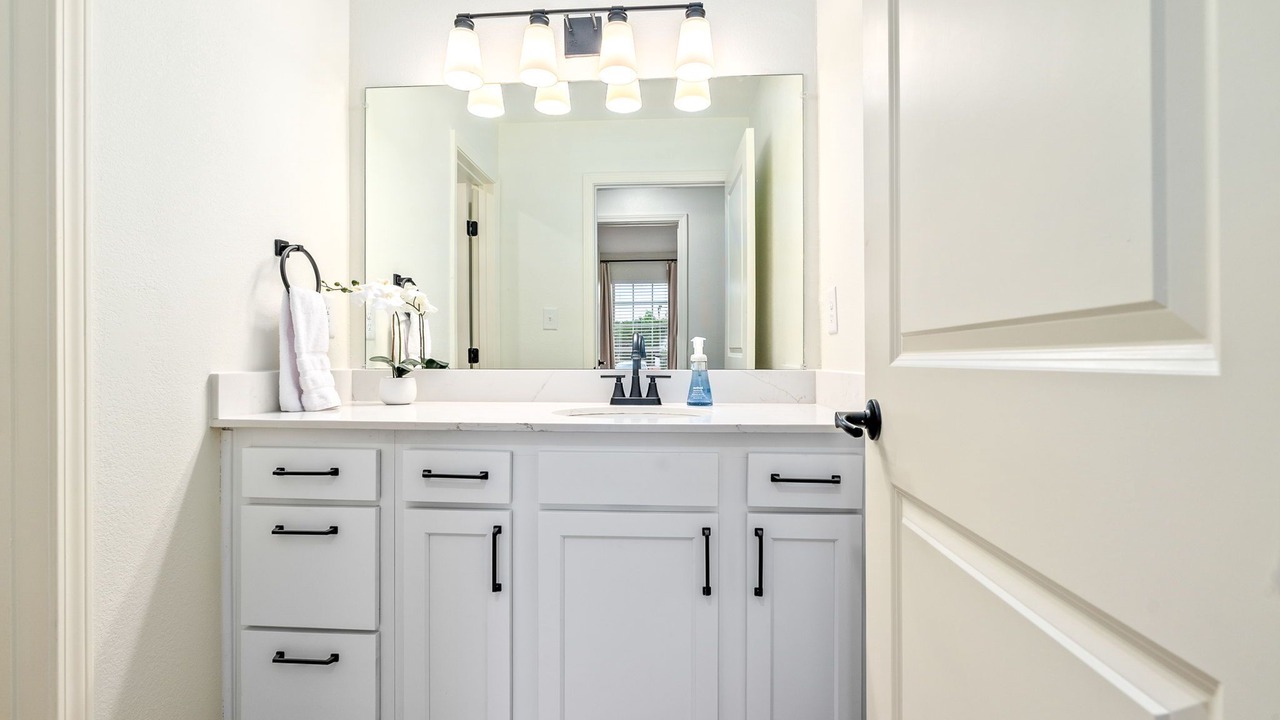 Photo of Bathroom in Auburn