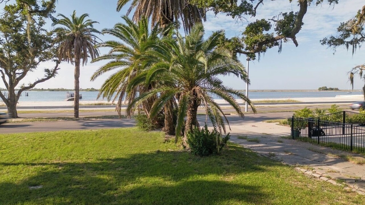 Photo of Others in Biloxi