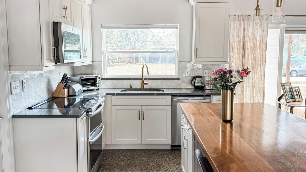 Photo of Kitchen in Audubon Park