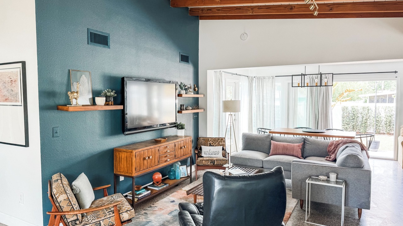 Photo of Livingroom in Audubon Park