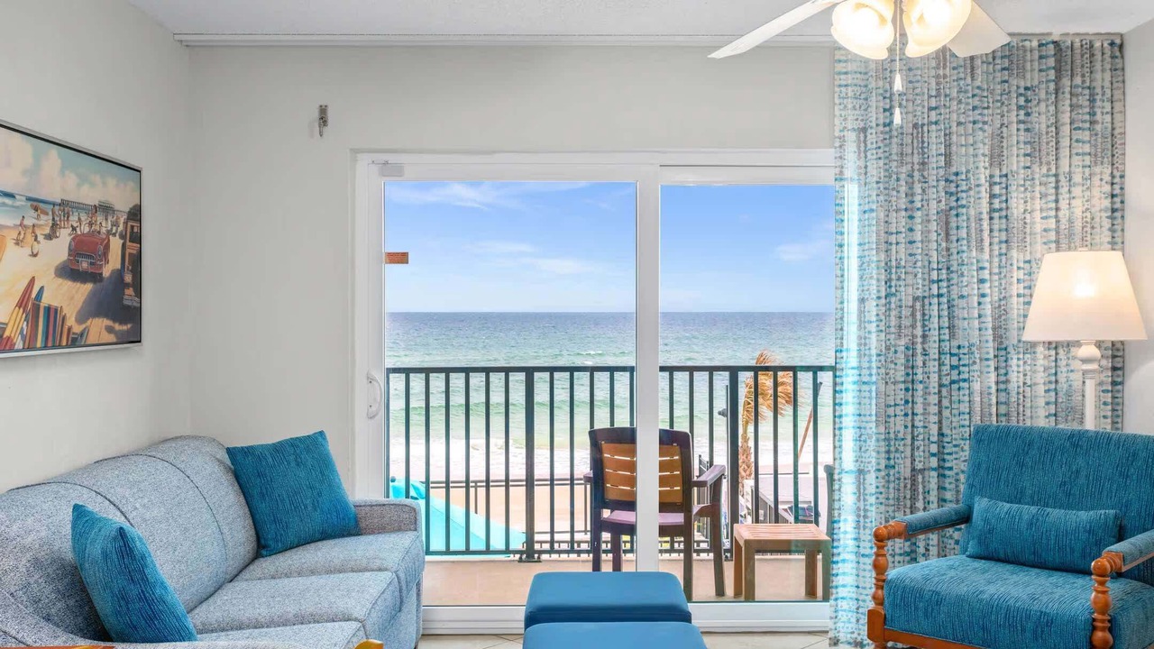 Photo of Livingroom in Ormond Beach