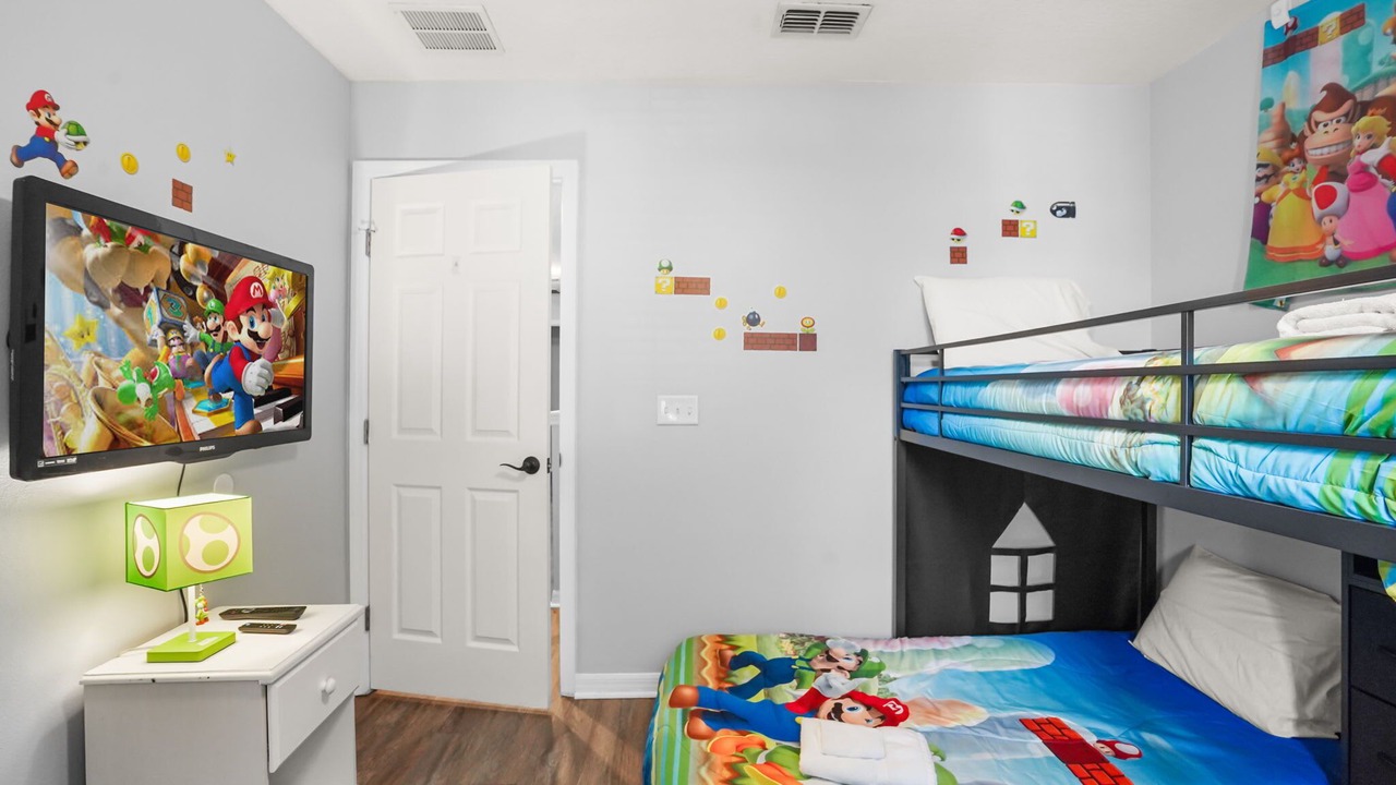 Photo of Bedroom in Crestwynd Bay