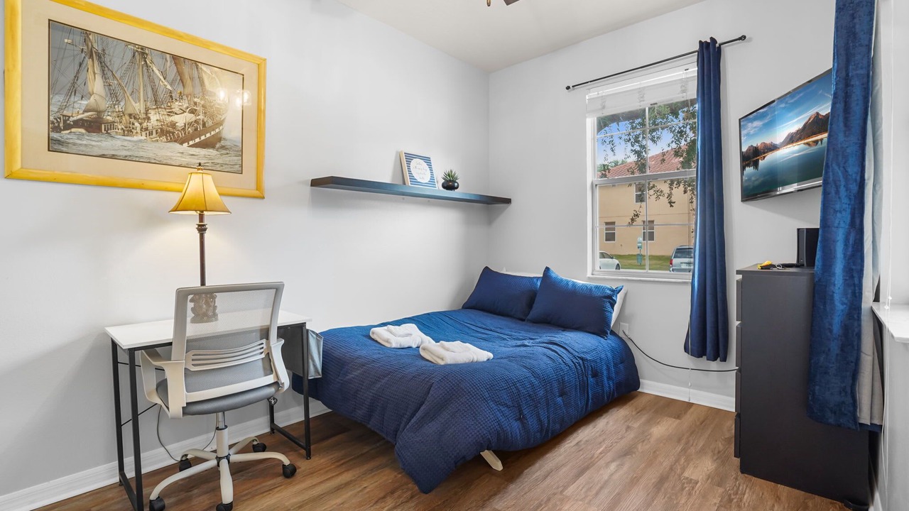 Photo of Bedroom in Crestwynd Bay