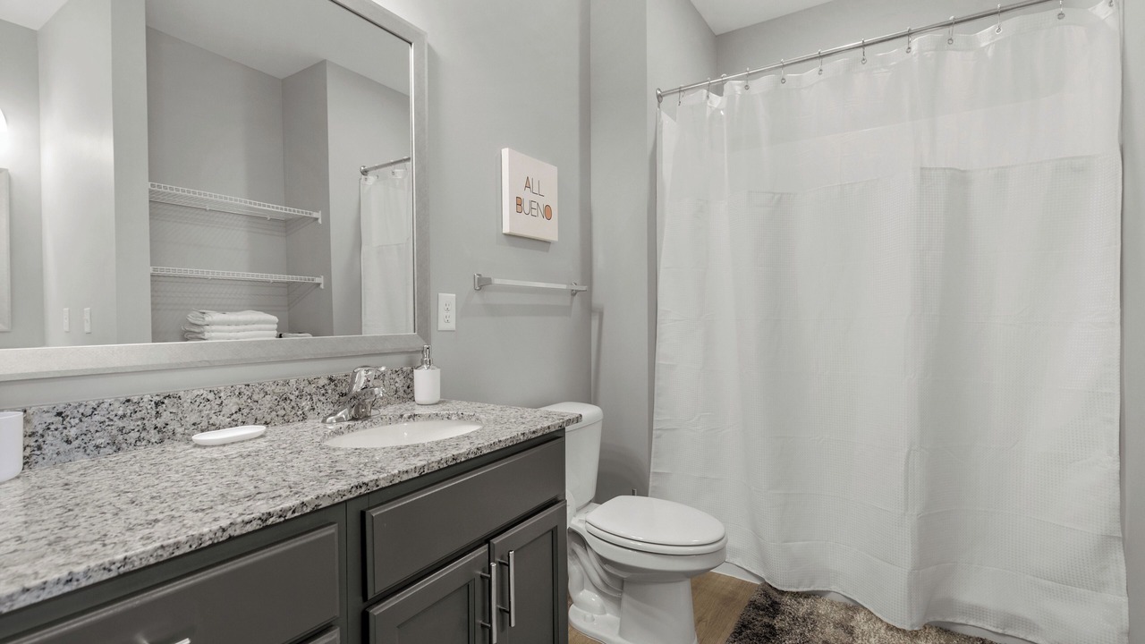 Photo of Bathroom in Mobile