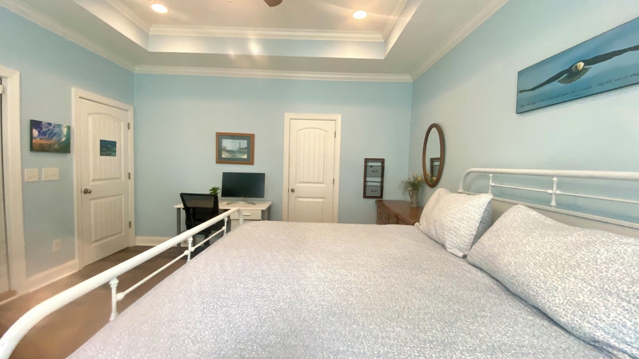 Photo of Bedroom in Appling