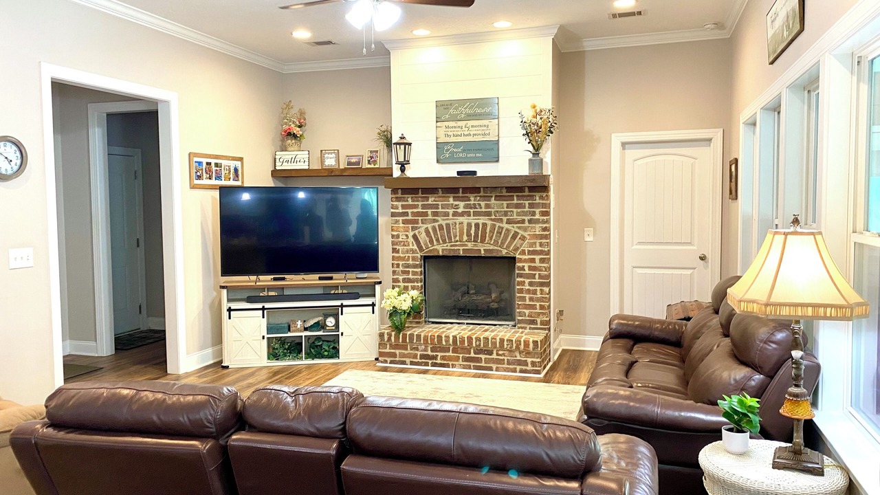 Photo of Livingroom in Appling