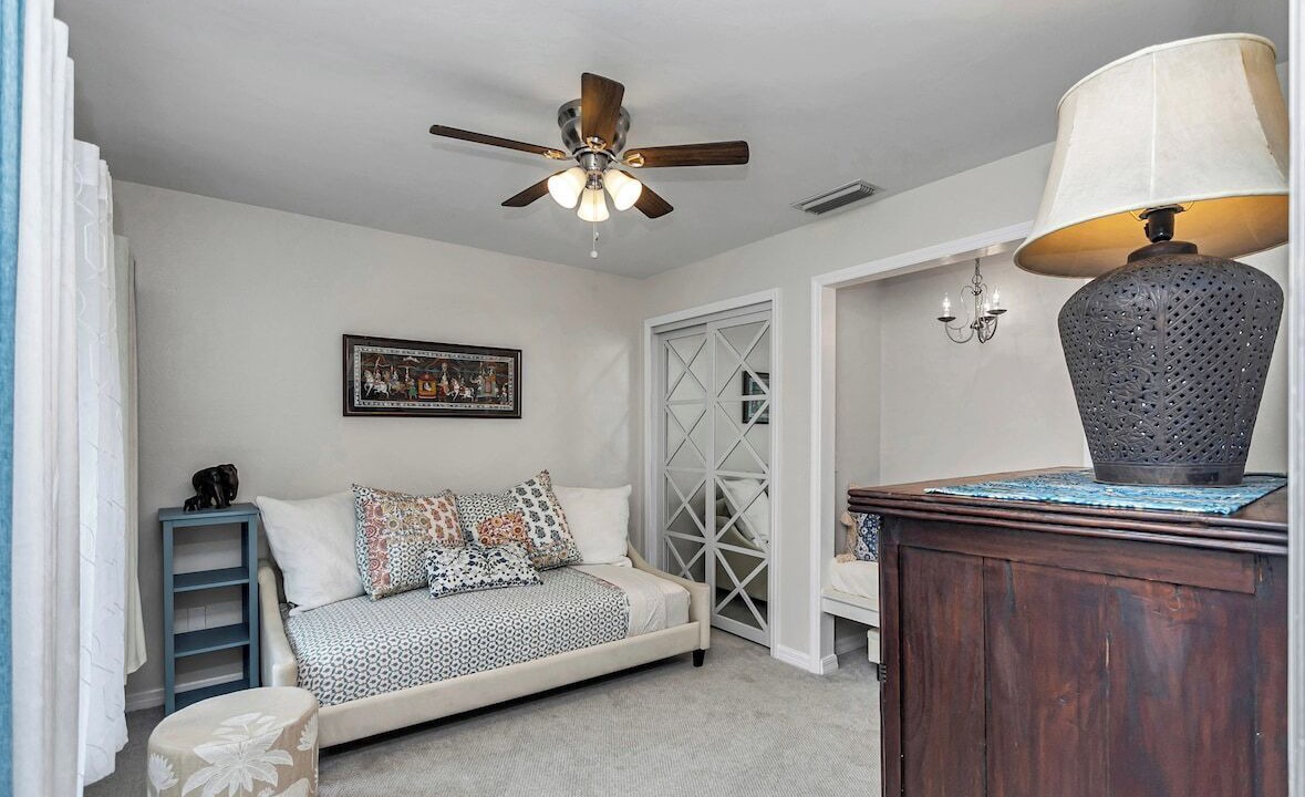 Photo of Livingroom in Fellowship