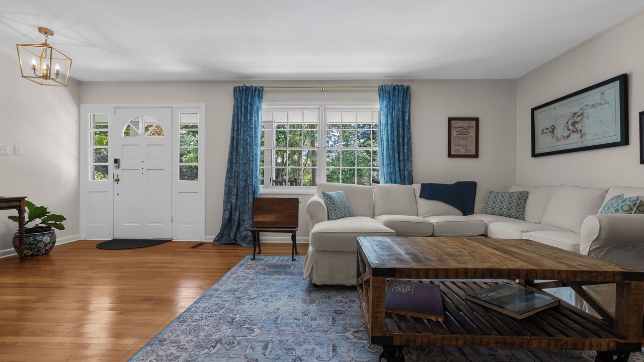 Photo of Livingroom in Gulf Shores