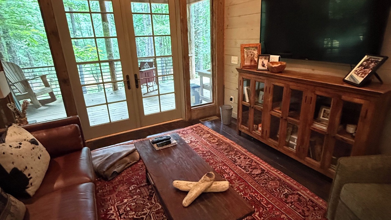 Photo of Livingroom in Auburn