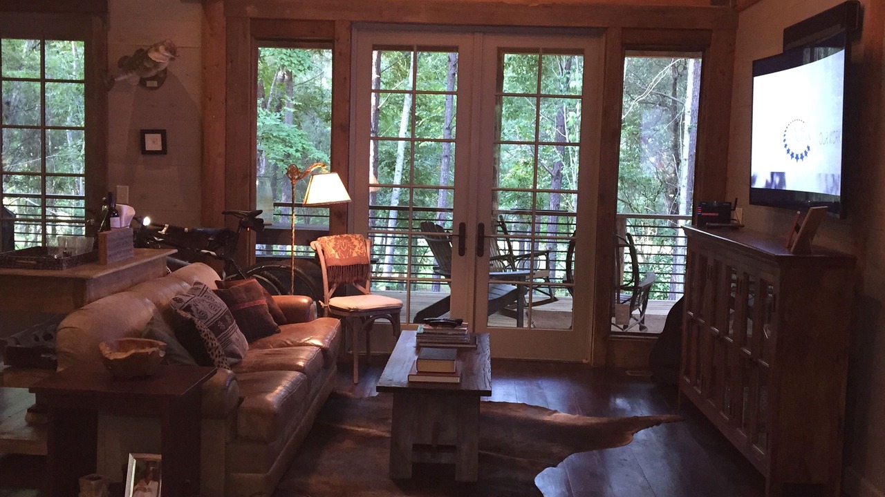 Photo of Livingroom in Auburn