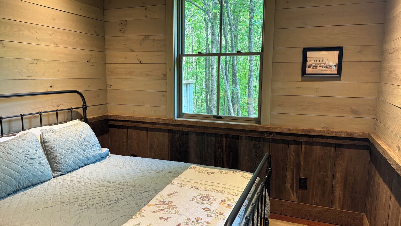 Photo of Bedroom in Auburn