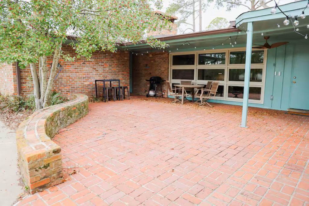 Photo of Outdoor in Montgomery
