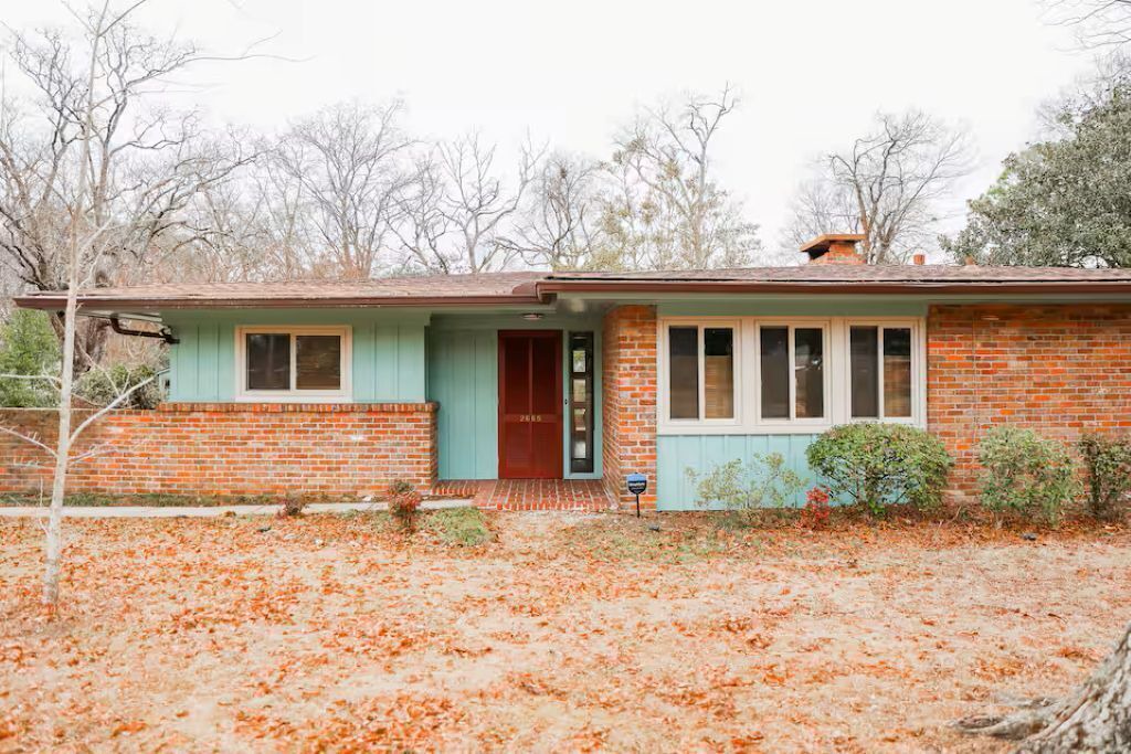 Photo of Outdoor in Montgomery