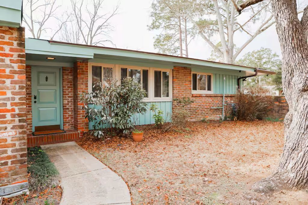 Photo of Outdoor in Montgomery