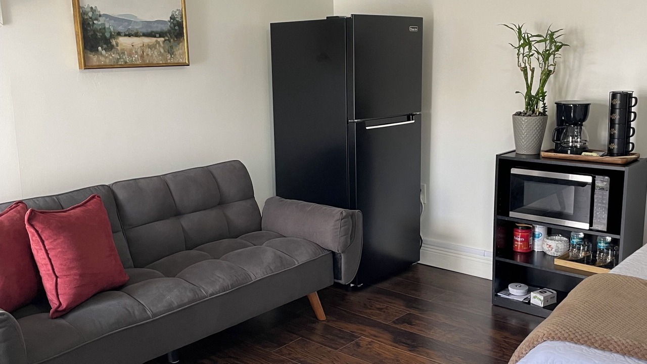 Photo of Livingroom in Baldwin Park