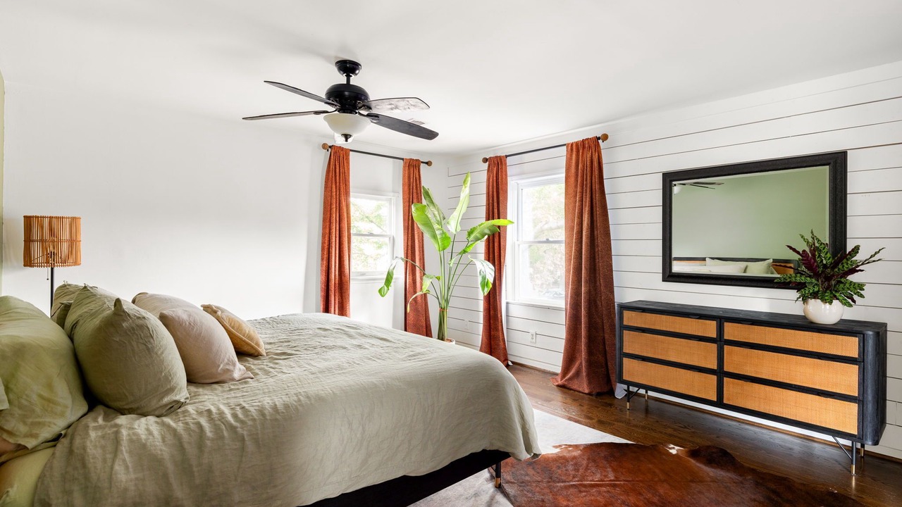Photo of Bedroom in East Side
