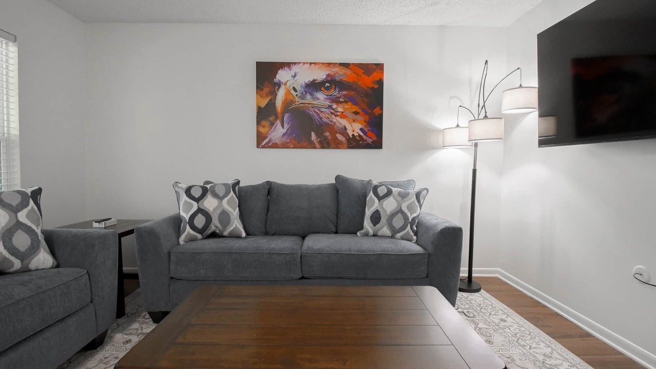 Photo of Livingroom in Auburn