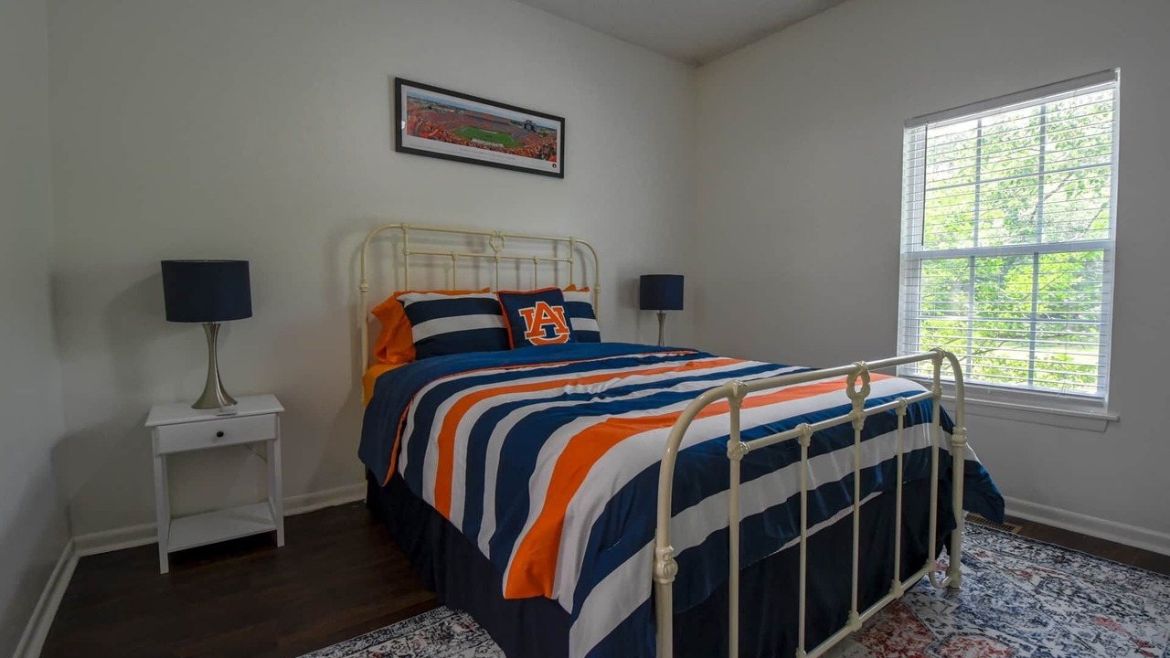 Photo of Bedroom in Auburn
