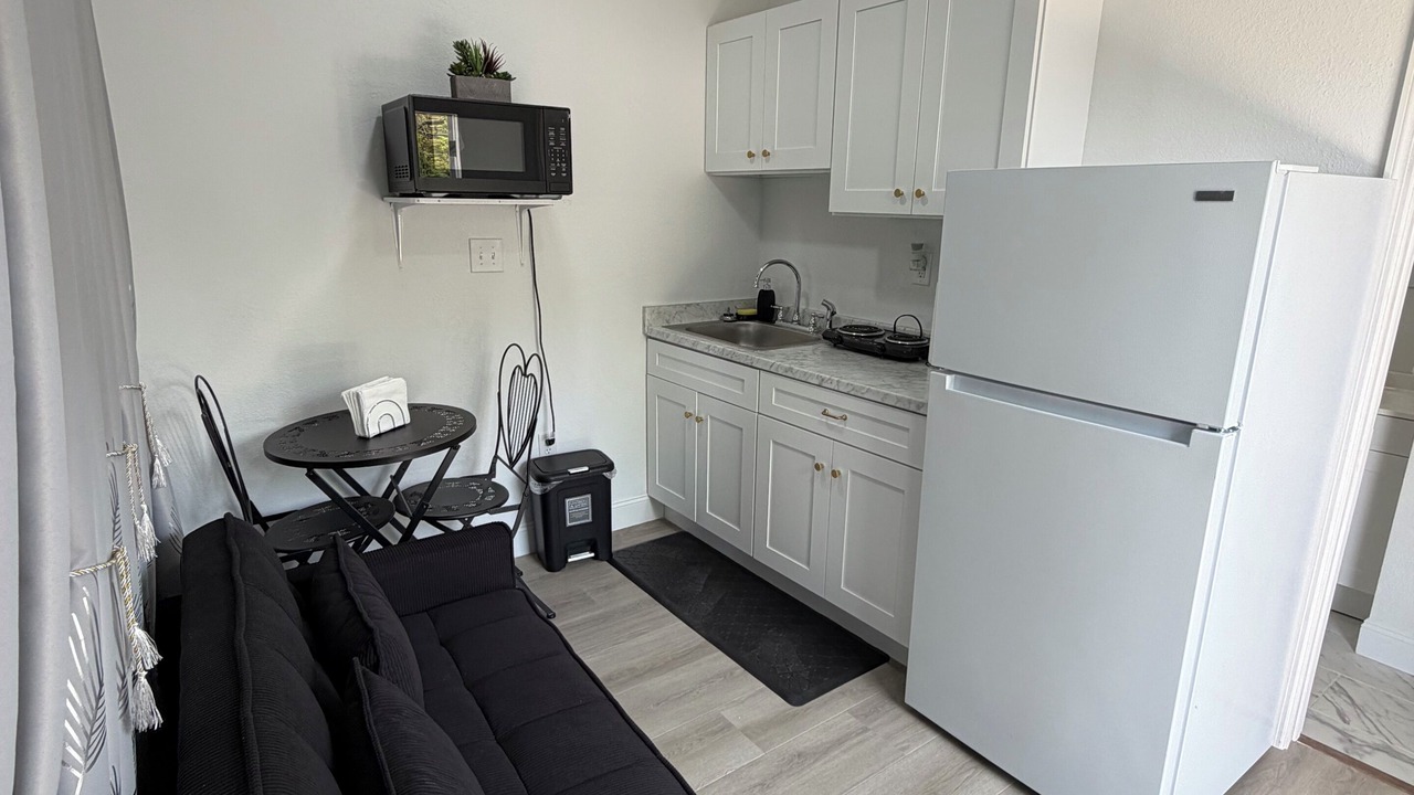Photo of Livingroom in Azalea Park