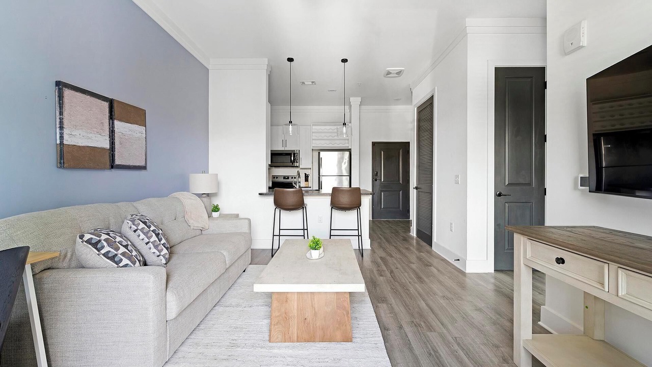 Photo of Livingroom in Pooler