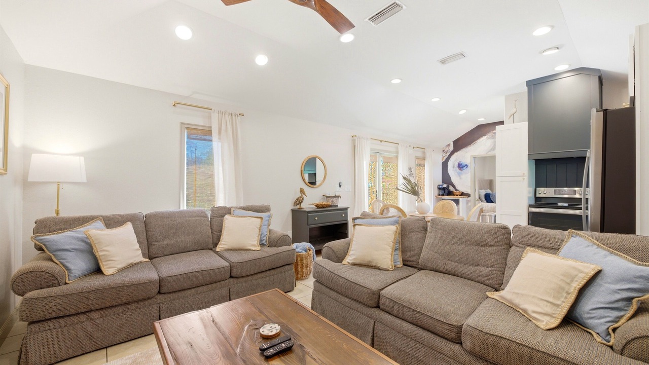 Photo of Livingroom in Apalachicola