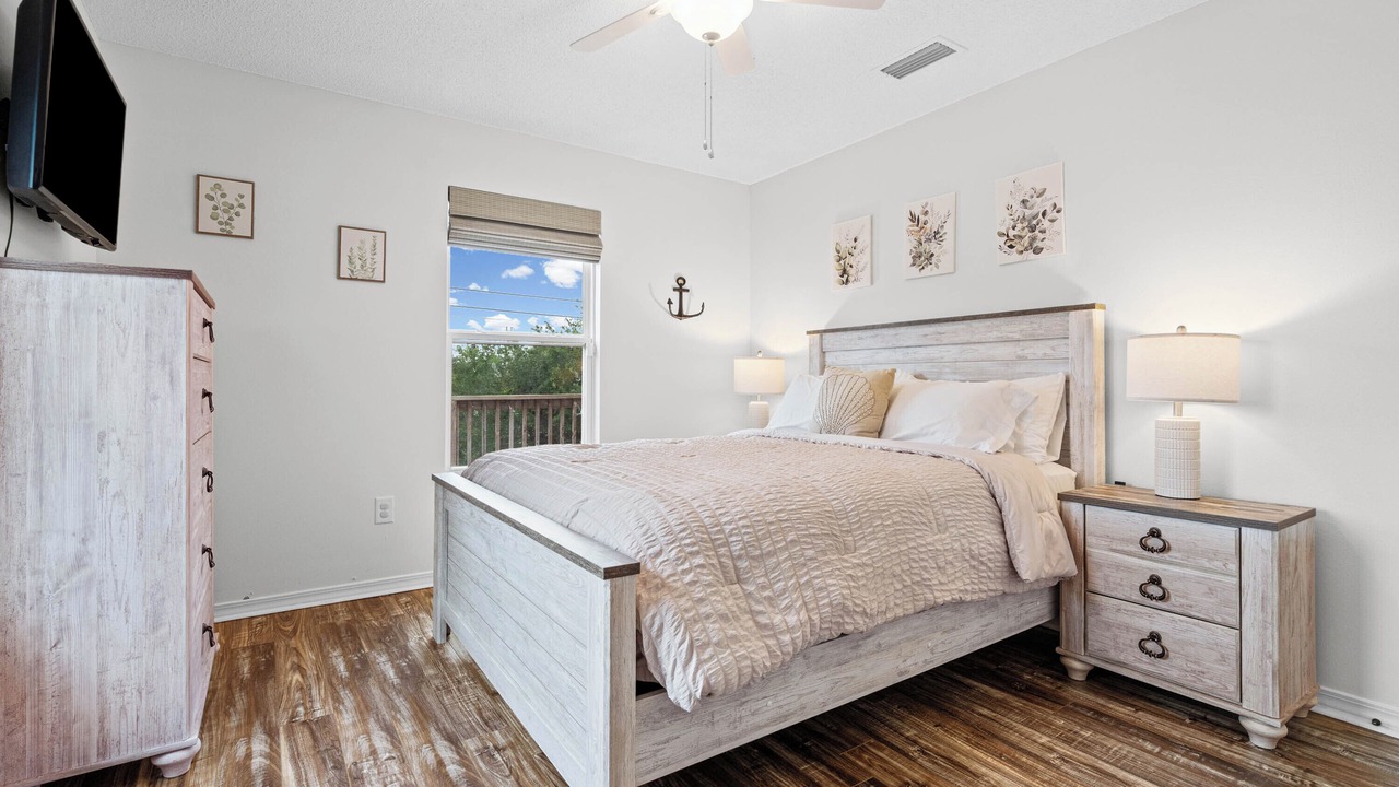 Photo of Bedroom in Royal Lagoons