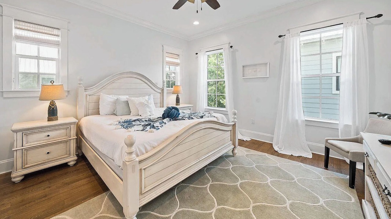 Photo of Bedroom in Lakeside at Blue Mountain Beach