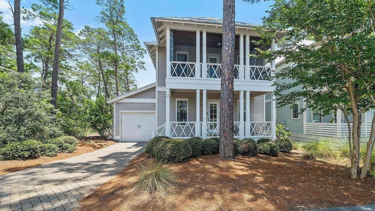 Photo of Outdoor in Lakeside at Blue Mountain Beach