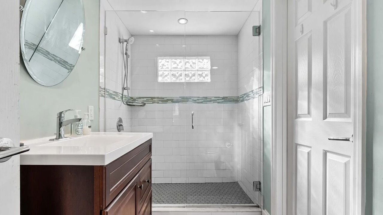 Photo of Bathroom in Jacksonville Beach