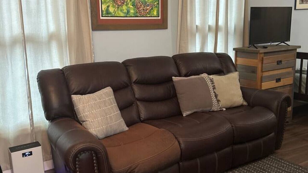 Photo of Livingroom in Gulf Hills