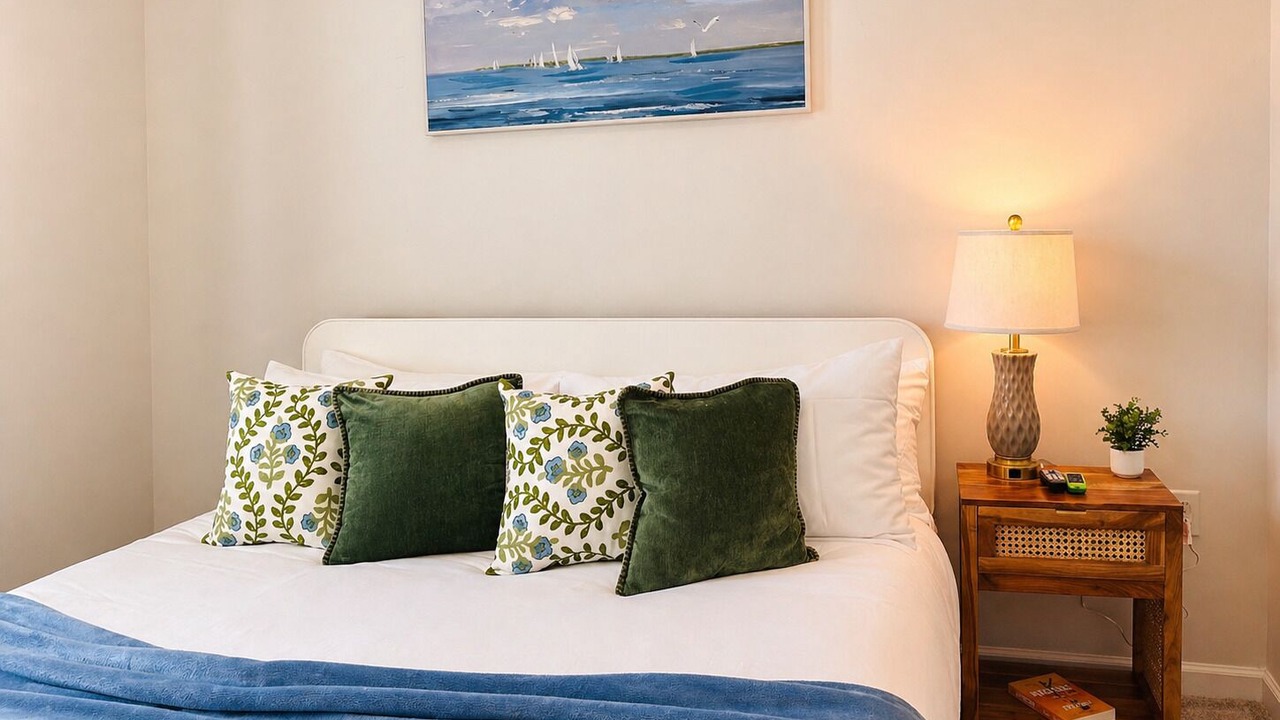 Photo of Bedroom in Florida Center