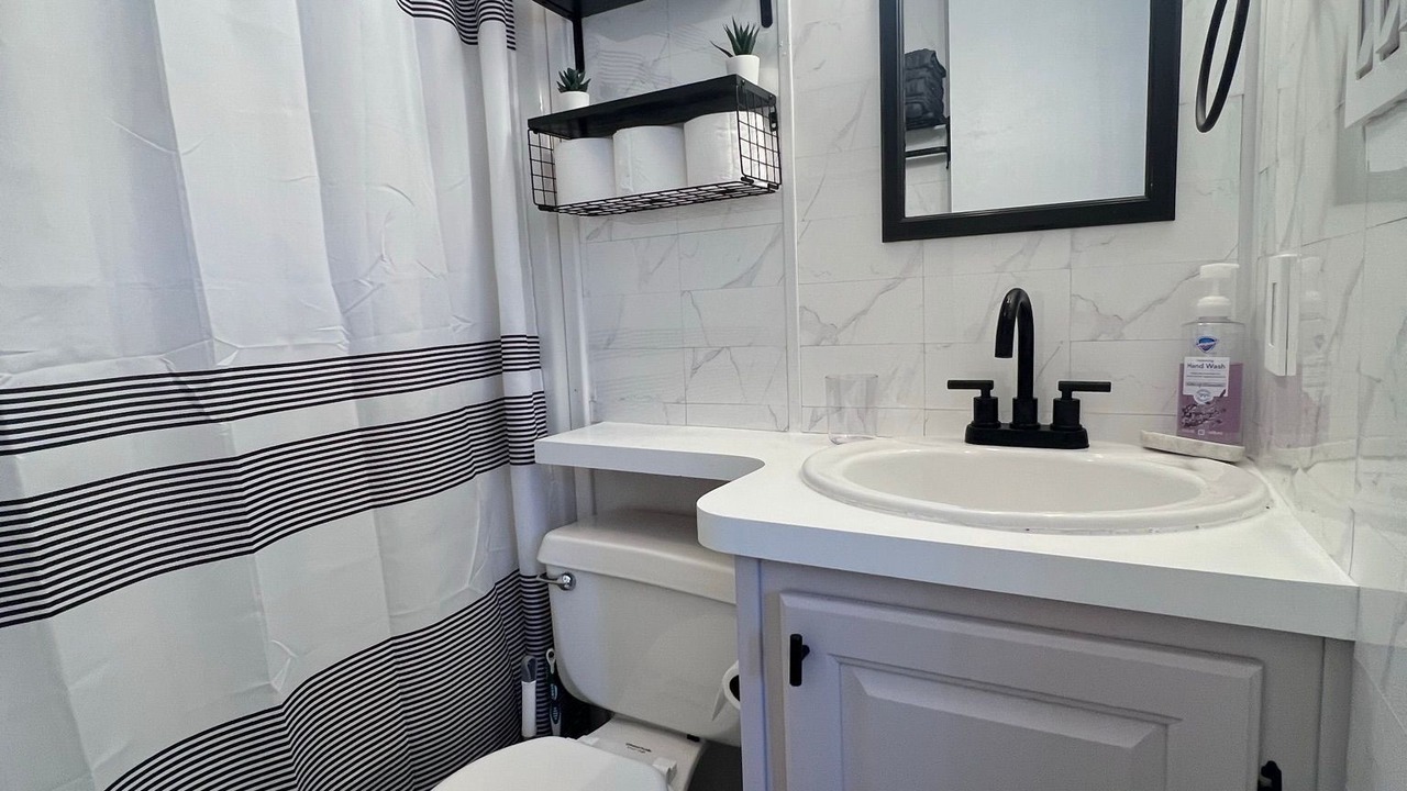 Photo of Bathroom in Davenport