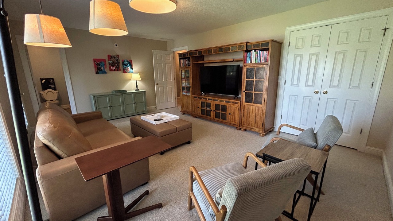 Photo of Livingroom in Milledgeville