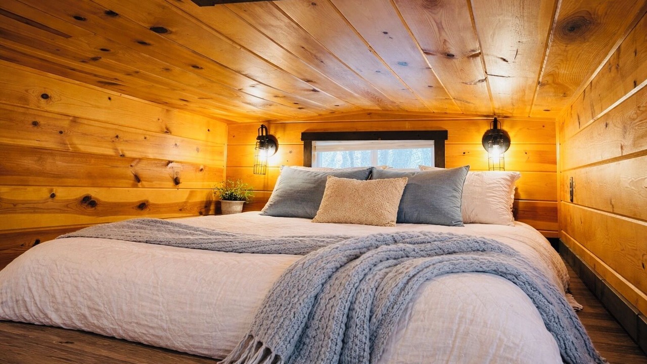 Photo of Bedroom in Centre
