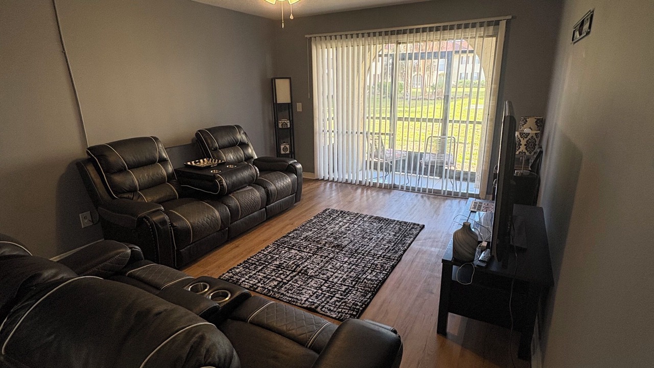 Photo of Livingroom in Arlington