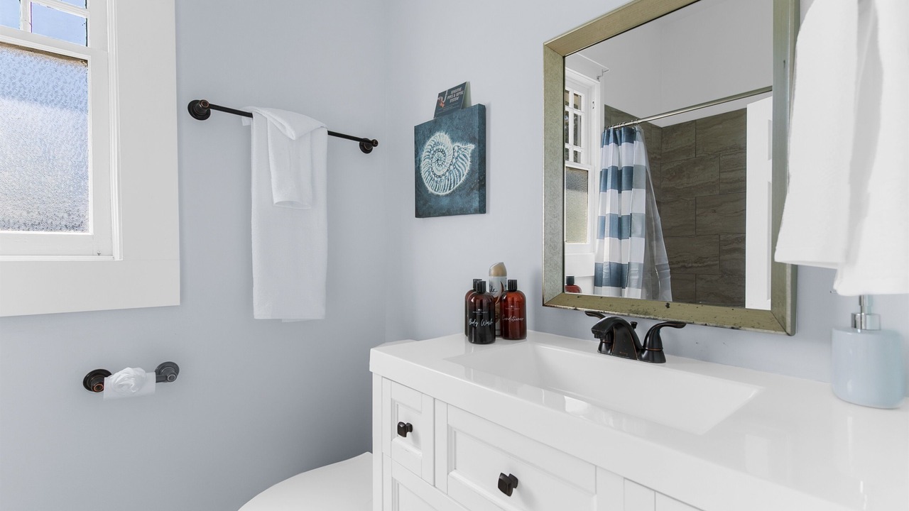 Photo of Bathroom in Crestline Heights