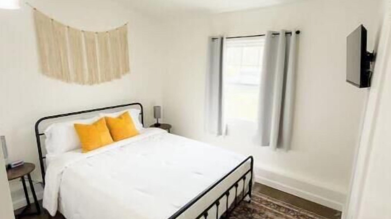 Photo of Bedroom in Manistee