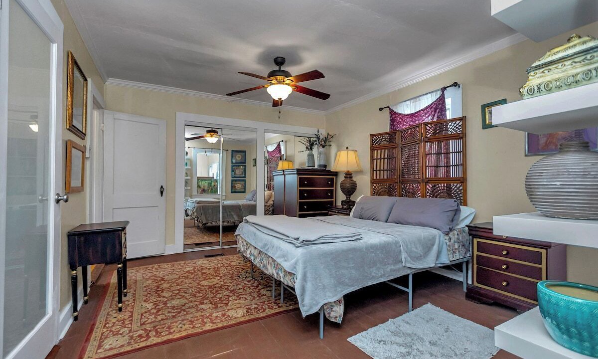 Photo of Bedroom in Candler