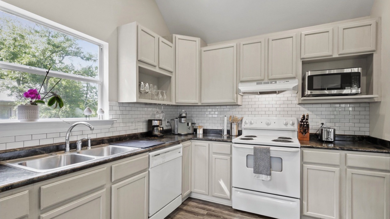 Photo of Kitchen in Mandeville