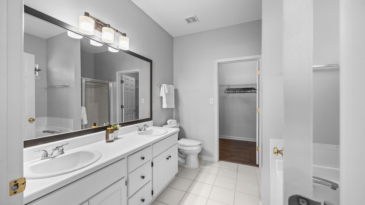 Photo of Bathroom in Martinez