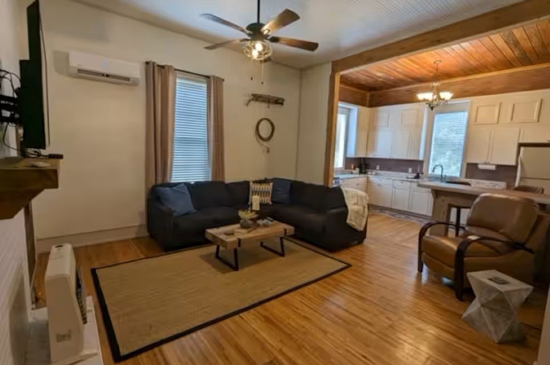Photo of Livingroom in Pittsview