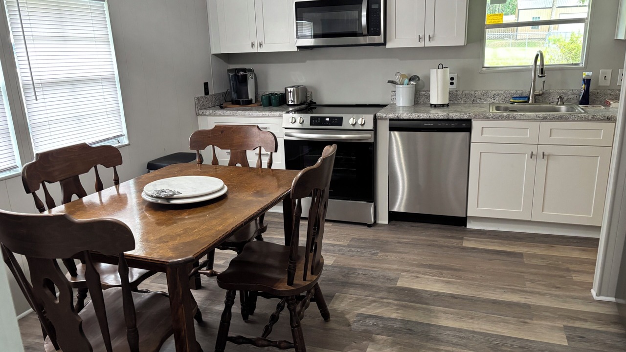 Photo of Kitchen in Appling