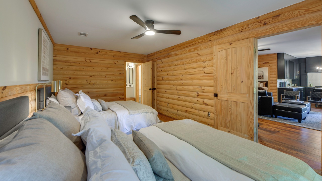 Photo of Bedroom in Shiloh