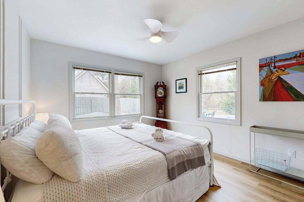 Photo of Bedroom in Suttons Bay
