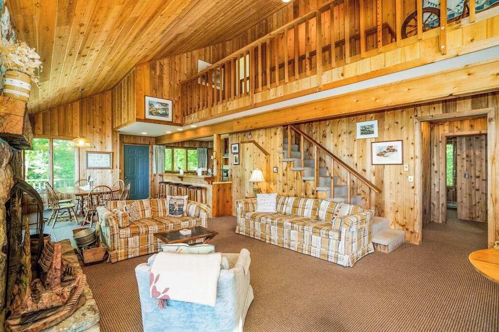Photo of Livingroom in Lake Township