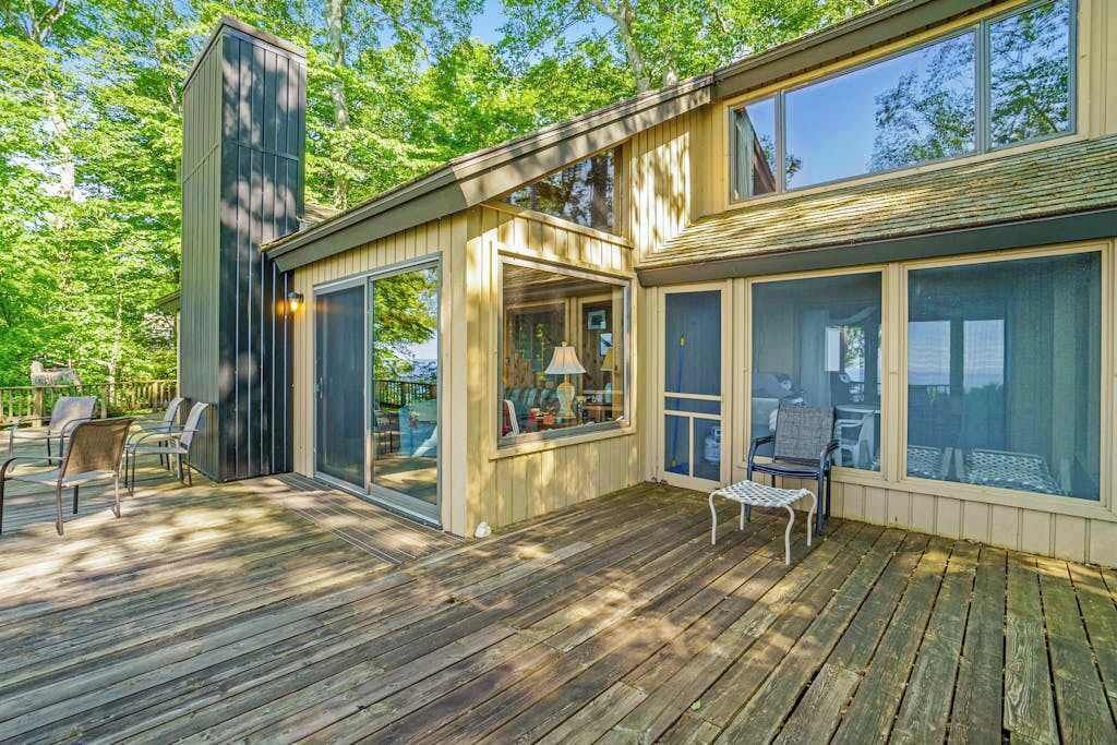 Photo of Patio Balcony in Lake Township